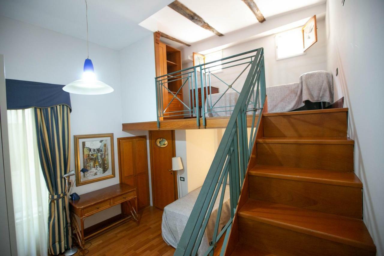 Sweet Toledo By Dimorra Apartment Naples Luaran gambar