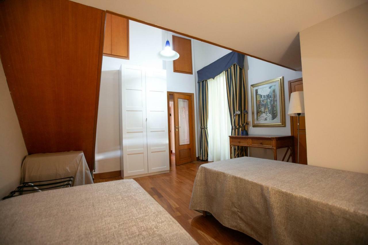Sweet Toledo By Dimorra Apartment Naples Luaran gambar